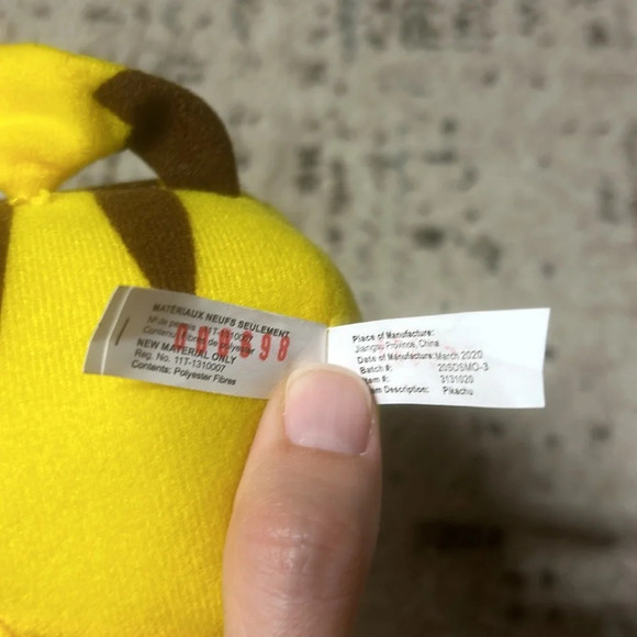 Pokémon pikachu plushie stuffed animal 2020 toy factory - Picture 8 of 10